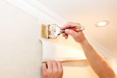 Pose de papier peint à Sauternes — revêtements muraux et toiles de verre